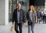 Amsterdam 21 oktober 2015
Ruud Gullit met Vrirndin Karin in Gelderland plein. Frank Rijkaard met moeder