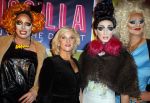 Amsterdam 11 november 2015
Premiere queen of the dessert met oa Jason Donovan Simon Greete Adam Bailey en Philip Childs in carre. Tineke Schouten