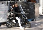 Amsterdam 2 november 2015
Tygo Gernandt met zijn nieuwe vriendin Annewil Hokken op de scooter