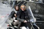 Amsterdam 2 november 2015
Tygo Gernandt met zijn nieuwe vriendin Annewil Hokken op de scooter