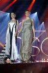 Hilversum 26 oktober 2015
Finale van Hollands next top model HNTM 2015 gepresenteerd door Anouk Smulders en Fred v Leer. De jury bestaat uit Dirk Kikstra May-Britt Mobach en Freek Koster (Touche Models).
De 4 4 finalisten zijn Loiza Lamers, Rachel Swaab Celine Koningstein en Lisa Kapper.
Loiza wordt uiteindelijk HNTM. Yfke Sturm