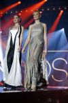 Hilversum 26 oktober 2015
Finale van Hollands next top model HNTM 2015 gepresenteerd door Anouk Smulders en Fred v Leer. De jury bestaat uit Dirk Kikstra May-Britt Mobach en Freek Koster (Touche Models).
De 4 4 finalisten zijn Loiza Lamers, Rachel Swaab Celine Koningstein en Lisa Kapper.
Loiza wordt uiteindelijk HNTM. Yfke Sturm