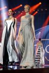 Hilversum 26 oktober 2015
Finale van Hollands next top model HNTM 2015 gepresenteerd door Anouk Smulders en Fred v Leer. De jury bestaat uit Dirk Kikstra May-Britt Mobach en Freek Koster (Touche Models).
De 4 4 finalisten zijn Loiza Lamers, Rachel Swaab Celine Koningstein en Lisa Kapper.
Loiza wordt uiteindelijk HNTM. Yfke Sturm