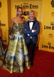 Scheveningen 30 oktober 2016
Premiere the lion king in het circustheater. Addy v d Krommenacker met assistente