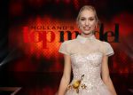 Amsterdam 25 oktober 2016
Finale Hollands Next topmodel gepresenteerd door Anouk Smulders met de finalisten Akke Marije Colette Emma en Noor. Juryleden Fred v Leer Anna Nooshin en Alek Bruessing.
