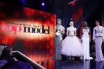 Amsterdam 25 oktober 2016
Finale Hollands Next topmodel gepresenteerd door Anouk Smulders met de finalisten Akke Marije Colette Emma en Noor. Juryleden Fred v Leer Anna Nooshin en Alek Bruessing.