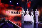 Amsterdam 25 oktober 2016
Finale Hollands Next topmodel gepresenteerd door Anouk Smulders met de finalisten Akke Marije Colette Emma en Noor. Juryleden Fred v Leer Anna Nooshin en Alek Bruessing.