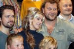 Schiedam 26 oktober 2016
Presentatie cast Ciske de Rat met oa Danny de Munk Bas Keijzer Ad Knippels Brigiite Nijman Ellen evers Sophie Veldhuizen en Boris v d Ham in schouwburg Schiedam. Albert Verlinde is er names stage entertainment.
