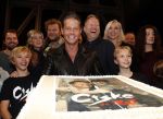 Schiedam 26 oktober 2016
Presentatie cast Ciske de Rat met oa Danny de Munk Bas Keijzer Ad Knippels Brigiite Nijman Ellen evers Sophie Veldhuizen en Boris v d Ham in schouwburg Schiedam. Albert Verlinde is er names stage entertainment.