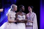 Amsterdam 25 oktober 2016
Finale Hollands Next topmodel gepresenteerd door Anouk Smulders met de finalisten Akke Marije Colette Emma en Noor. Juryleden Fred v Leer Anna Nooshin en Alek Bruessing.