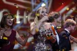 Amsterdam 13 oktober 2016
Televizierring 2016 in de heineken music Hall. Winnares Floortje Dessing met haar ouders