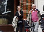 Amsterdam 8 oktober 2016
Frits Kroymans met een vriendin op de cornelis schuytstraat