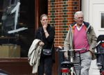 Amsterdam 8 oktober 2016
Frits Kroymans met een vriendin op de cornelis schuytstraat