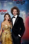 Amsterdam 24 oktober 2016
Premiere Hartenstrijd in Tuschinski. Georgina Verbaan met vriend Bram v Leeuwen