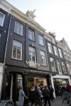 Amsterdam 22 oktober 2016
Boven de diesel store op de pc hooftstraat zou gordon gaan wonen