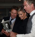 Lienden, 25 Oktober 2016
Boekuitreiking Hans Kraay Jr.
Hans Kraay Jr. Sofie Kraay Vincent de Vries