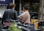 Amsterdam 8 oktober 2016
Holly Brood met vriend Soy Kroon op vespa scooter