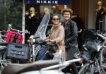 Amsterdam 8 oktober 2016
Holly Brood met vriend Soy Kroon op vespa scooter