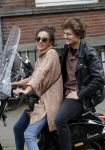 Amsterdam 8 oktober 2016
Holly Brood met vriend Soy Kroon op vespa scooter