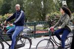 Amsterdam 8 oktober 2016 
Jimmy Geduld met zijn dochter op de fiets