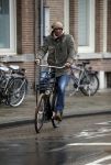 Amsterdam 9 november 2016
Jimmy Geduld op de fiets in de stad.