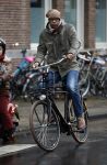 Amsterdam 9 november 2016
Jimmy Geduld op de fiets in de stad.