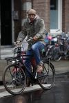 Amsterdam 9 november 2016
Jimmy Geduld op de fiets in de stad.