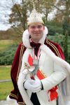 Driebergen, 20 November 2016 Jimmy Hoekstra (Prins Jim XLII) , Prins Candice (Candice de Bruin en Adjudant Mark Ligteringen van Stichting CV De Sparrennarren