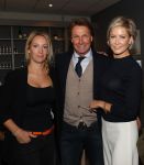 Lienden, 25 Oktober 2016
Boekuitreiking Hans Kraay Jr.
Johan Derksen Helene Hendriks en Hans Kraay Jr. Sofie Hraay