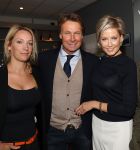 Lienden, 25 Oktober 2016
Boekuitreiking Hans Kraay Jr.
Johan Derksen Helene Hendriks en Hans Kraay Jr. Sofie Hraay
