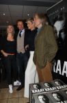 Lienden, 25 Oktober 2016
Boekuitreiking Hans Kraay Jr.
Johan Derksen Helene Hendriks en Hans Kraay Jr. Sofie Hraay