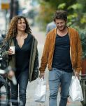 Amsterdam 6 november 2016
Katja Schuurman met haar vriend en aanstaande man Freek van  Noortwijk doen samen boodschappen