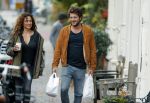 Amsterdam 6 november 2016
Katja Schuurman met haar vriend en aanstaande man Freek van  Noortwijk doen samen boodschappen