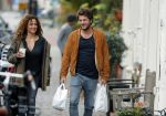 Amsterdam 6 november 2016
Katja Schuurman met haar vriend en aanstaande man Freek van  Noortwijk doen samen boodschappen