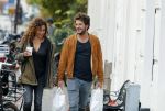 Amsterdam 6 november 2016
Katja Schuurman met haar vriend en aanstaande man Freek van  Noortwijk doen samen boodschappen