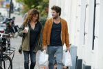 Amsterdam 6 november 2016
Katja Schuurman met haar vriend en aanstaande man Freek van  Noortwijk doen samen boodschappen