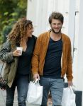 Amsterdam 6 november 2016
Katja Schuurman met haar vriend en aanstaande man Freek van  Noortwijk doen samen boodschappen