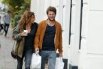 Amsterdam 6 november 2016
Katja Schuurman met haar vriend en aanstaande man Freek van  Noortwijk doen samen boodschappen