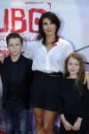 Amsterdam 24 augustus 2016
Premiere Kubo in pathe arena. Kim v Kooten met man Jacob Derwig en hun kinderen