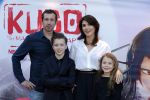 Amsterdam 24 augustus 2016
Premiere Kubo in pathe arena. Kim v Kooten met man Jacob Derwig en hun kinderen