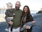 Amsterdam 16 oktober 2016
Wesley Sneijder en Yolanthe Sneijder Cabau vieren de 1e verjaardag van Xess Xava in de Harbour Club en het thema is Lion King. Ook Jessey was er natuurlijk bij. Maria tailor met partner Jeroen v d Berg en hun kinderen