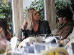 Amsterdam 18 oktober 2016
Myrthe Mylius met haar nieuwe vriend Sebastian Schneberger op terras in Amsterdam en onderweg naar Riviera Maison.