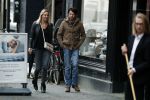Amsterdam 18 oktober 2016
Myrthe Mylius met haar nieuwe vriend Sebastian Schneberger op terras in Amsterdam en onderweg naar Riviera Maison.
