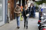 Amsterdam 18 oktober 2016
Myrthe Mylius met haar nieuwe vriend Sebastian Schneberger op terras in Amsterdam en onderweg naar Riviera Maison.