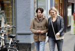 Amsterdam 18 oktober 2016
Myrthe Mylius met haar nieuwe vriend Sebastian Schneberger op terras in Amsterdam en onderweg naar Riviera Maison.