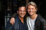 Amsterdam 3 november 2016
Presentatie cd Rene Froger in the harbour Club . Najib Amhali reikt de cd uit. Thomas Berge
