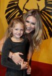 Scheveningen 30 oktober 2016
Premiere the lion king in het circustheater. Nikkie Plessen met dochter