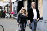 Amsterdam 31 oktober 2016
Patricia Paay met haar vriend Robert Hinfelaar in Amsterdam zuid