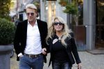 Amsterdam 31 oktober 2016
Patricia Paay met haar vriend Robert Hinfelaar in Amsterdam zuid