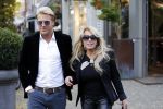 Amsterdam 31 oktober 2016
Patricia Paay met haar vriend Robert Hinfelaar in Amsterdam zuid